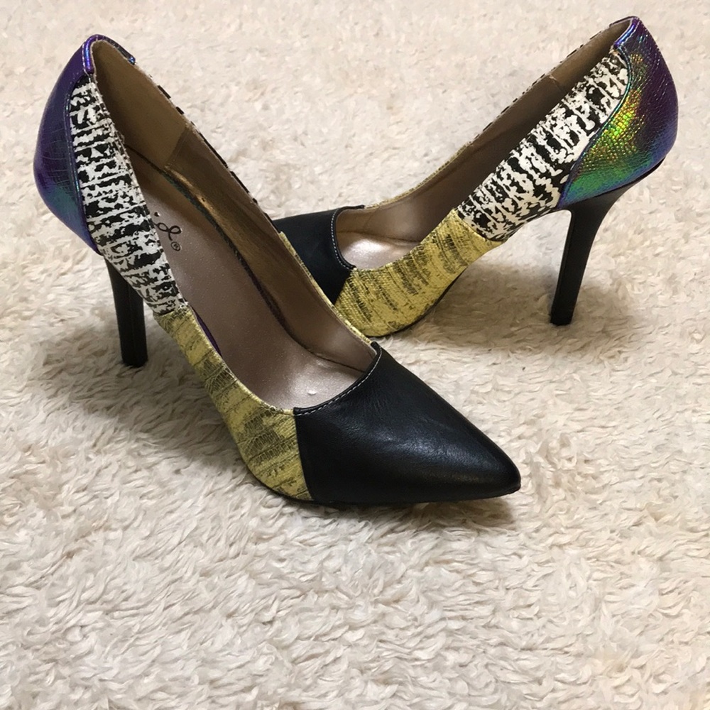 ✨Quipd Multi-Colored Pumps - Size 7✨
